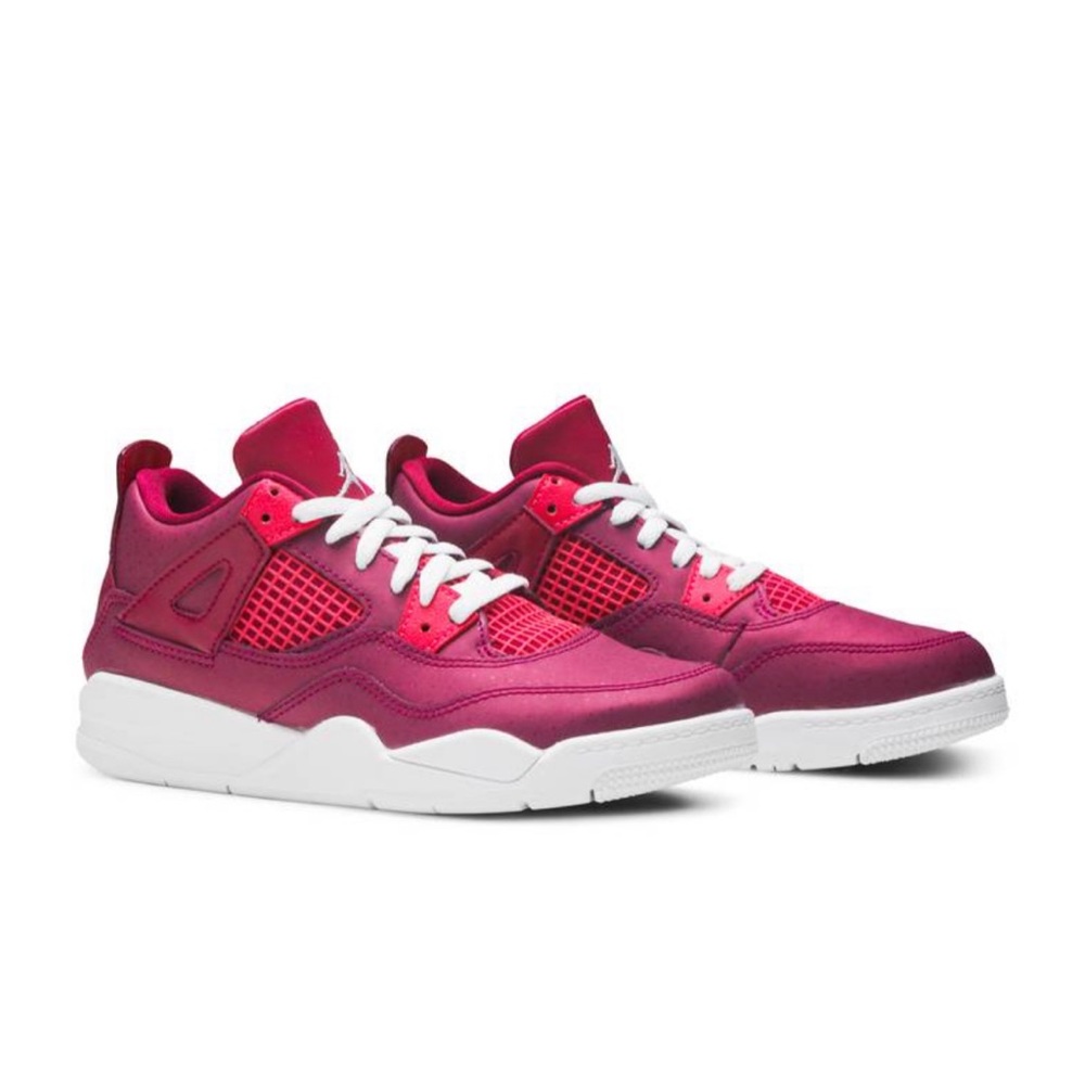 Air Jordan 4 Retro Shoes